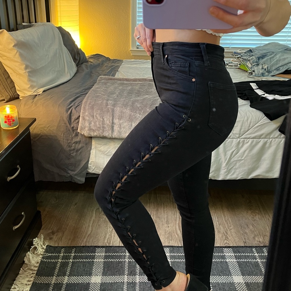 High waisted black pants with side lace details